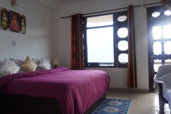 Him View Homestay