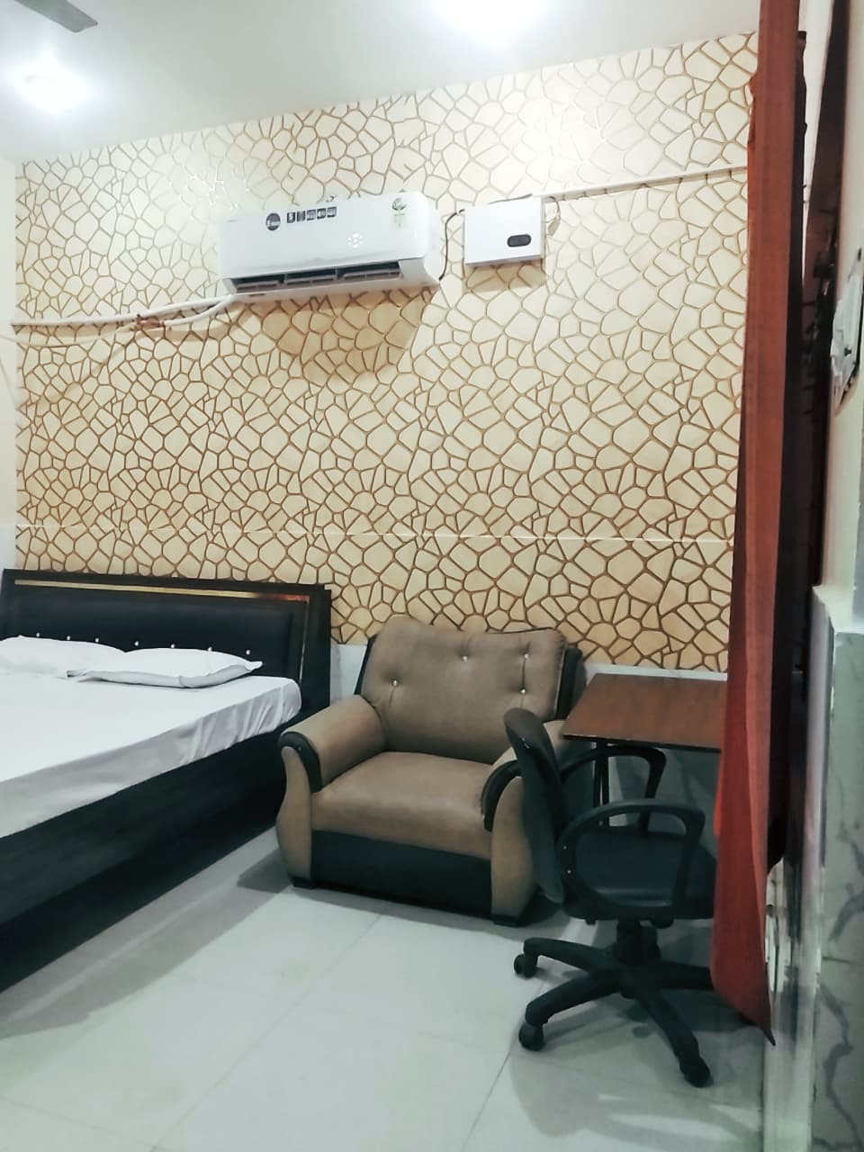 Raghav Homestay - Tap to explore photos
