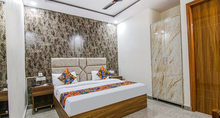 FabHotel South Crown Room Type - Premium Room