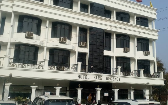 Park Regency - Tap to explore photos