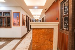 OYO 827102 HOTEL PRAGATI