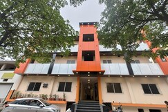 Address of Hotel maheshwari green's