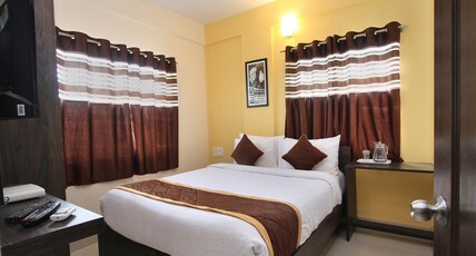 Relax Inn Service Apartments Room Type - Deluxe Double Room