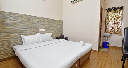 Aurobay Resort pondicherry Room Type - Deluxe with garden view