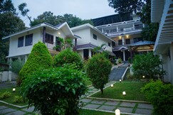 Periyar Nest Resort