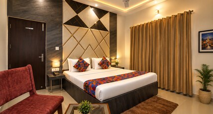 Hotel Star Metro Inn Room Type - Super Deluxe
