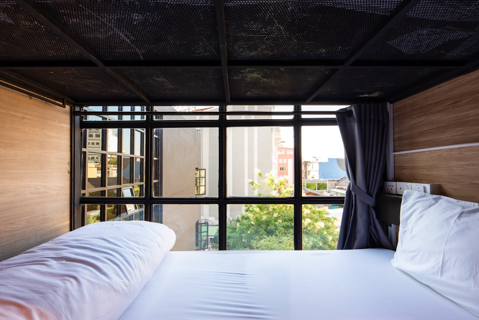 BED STATION HOSTEL KHAOSAN