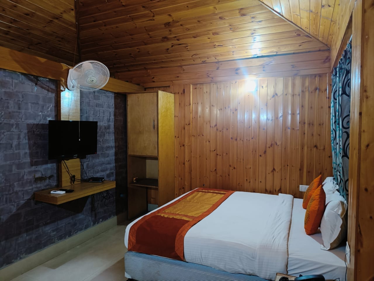 SAMBODHI RETREAT,DHANBAD - Tap to explore photos
