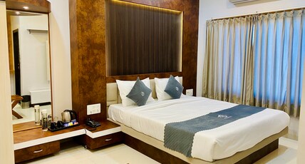 Hotel Madhur Room Type - Deluxe Room