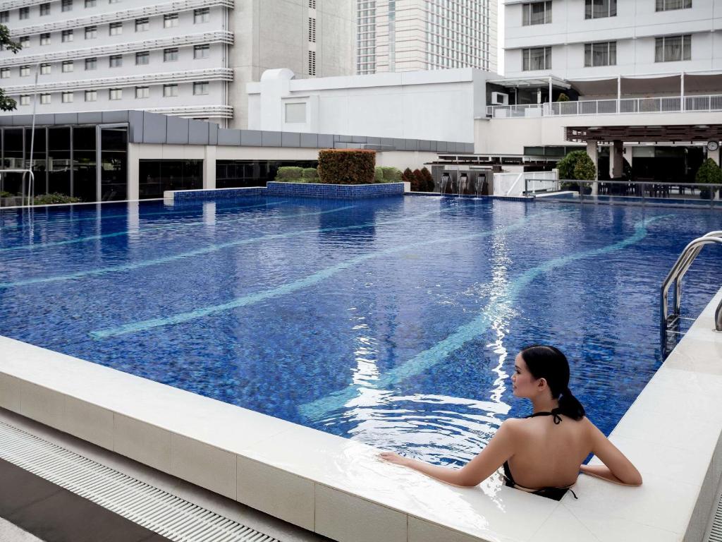 Pullman Jakarta Indonesia - Tap to explore photos