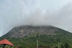 Ananda Blissful Cottage at Nandi Hills