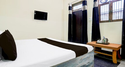 Hotel O AnubhavRooms Room Type - Classic