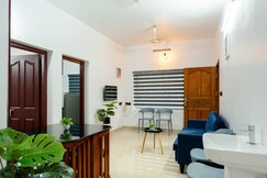 Lakshmi Home 2BHK Apartment near Guruvayur Temple