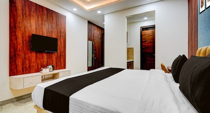 Townhouse Sector 51 Gurgaon Room Type - Classic with Balcony Townhouse Sector 51 Gurgaon Room Type - Classic with Balcony