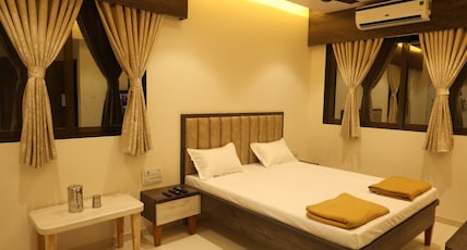 Hotel Ratna Palace Room Type - Nature View Couple Room (2 Person)