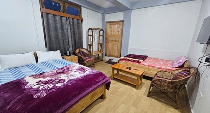  Amaze PY Homestay Room Type - Deluxe Triple Room 
