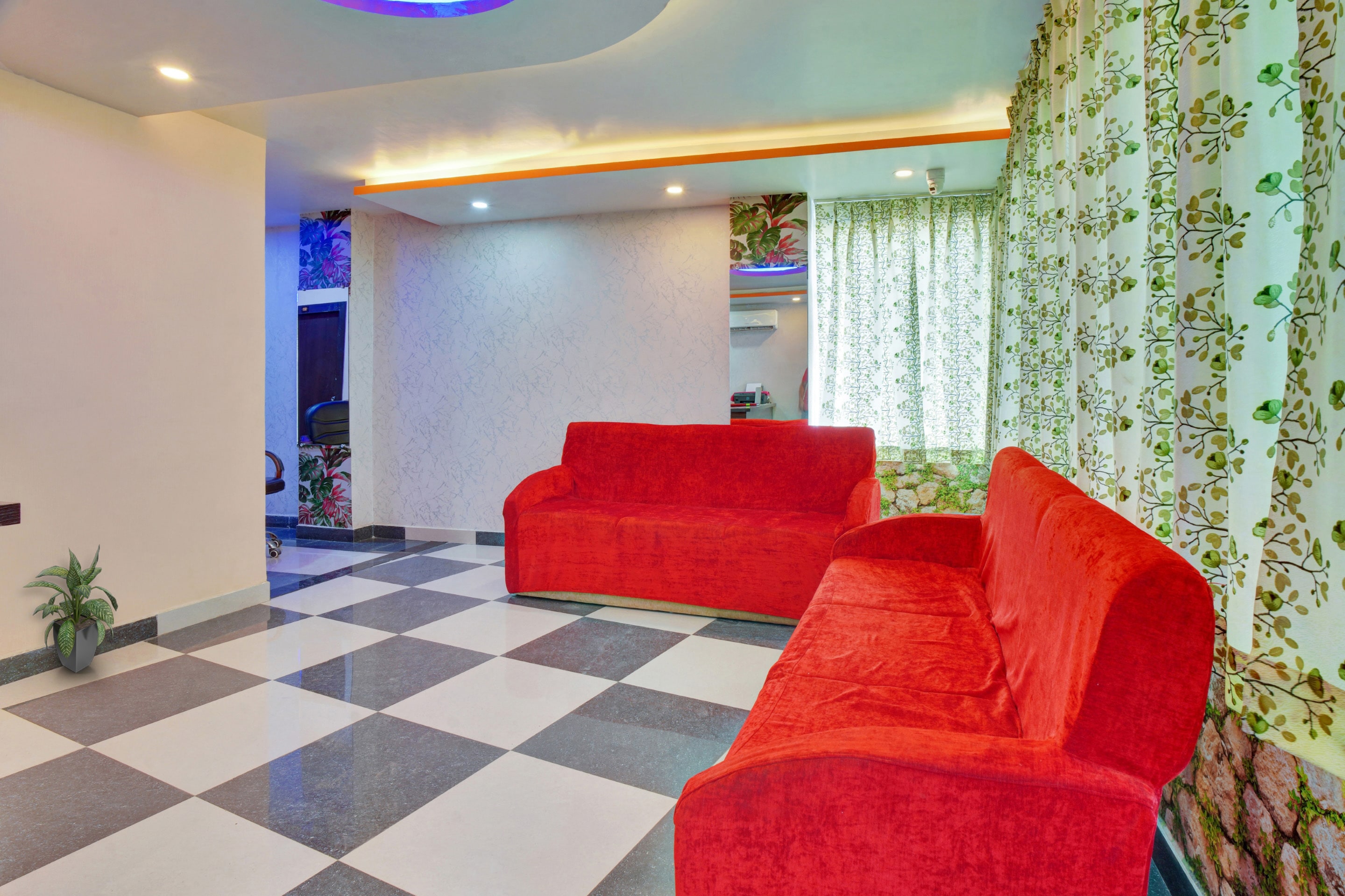 OYO 809508 Hotel Relax Rainbow - Tap to explore photos
