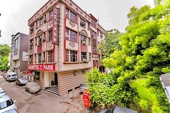 Hotel C Park - Karol Bagh