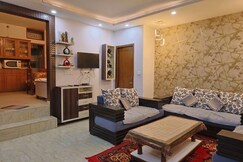 The Hidden Hills Stay | 2BHK Near Mall Road