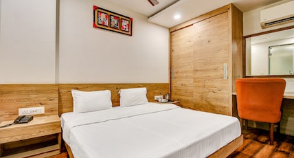 FabHotel Prime Manjeet Room Type - Deluxe Room FabHotel Prime Manjeet Room Type - Deluxe Room