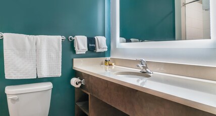 Best Western Plus Wayland Hotel Room Type - Suite-1 King Bed, Non-Smoking, Sofabed, Microwave And Refrigerator, Full Breakfast Best Western Plus Wayland Hotel Room Type - Suite-1 King Bed, Non-Smoking, Sofabed, Microwave And Refrigerator, Full Breakfast