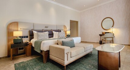 Maradiva Resort Room Type - Presidential Beachfront Pool Villa – 2 Bedroom