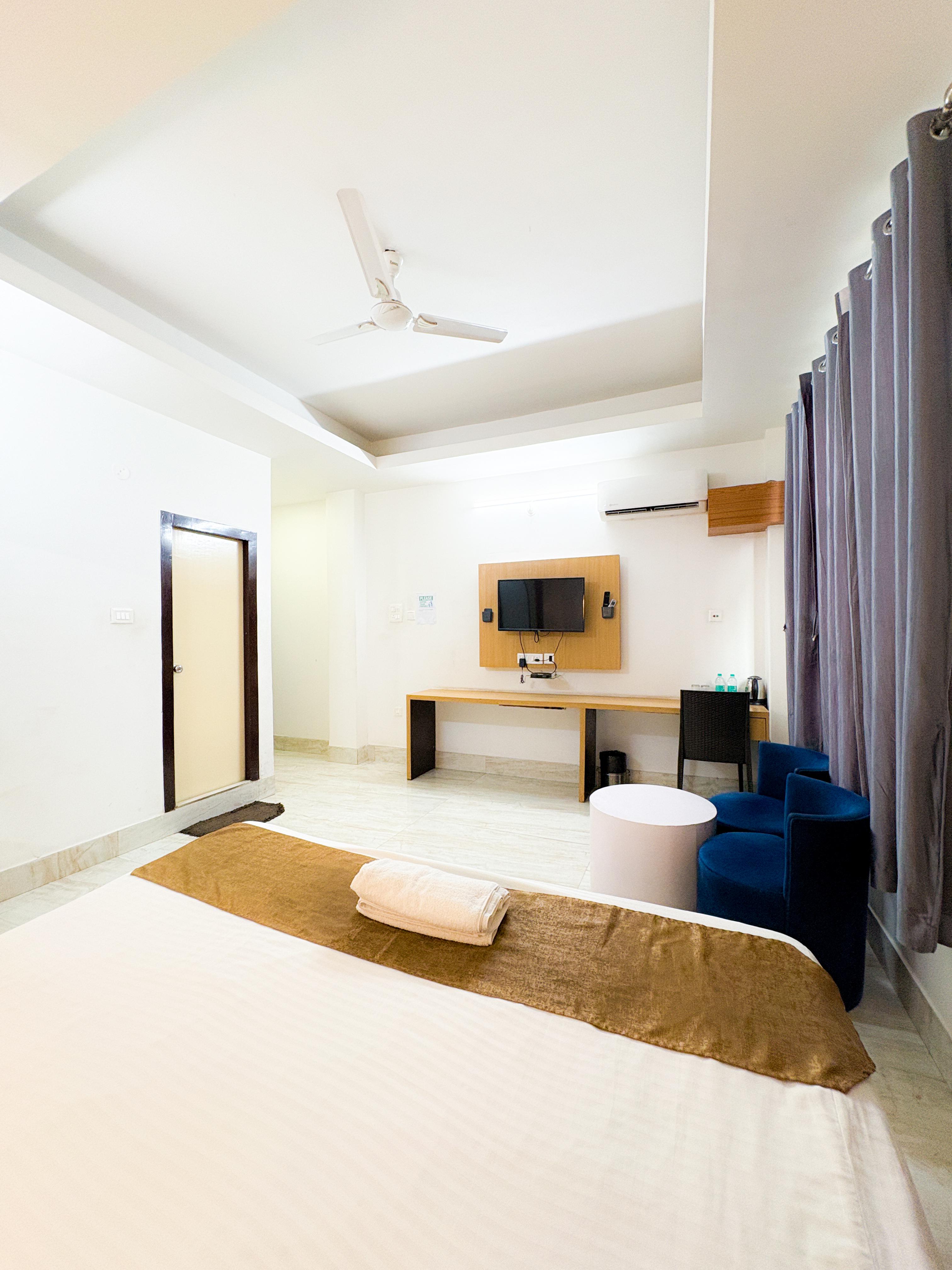 Hotel Mirana,Guwahati - Tap to explore photos