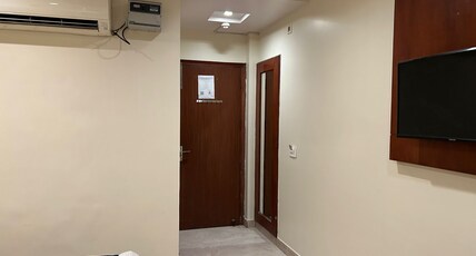 Sapphire Deluxe Room Type - Deluxe Ac Room