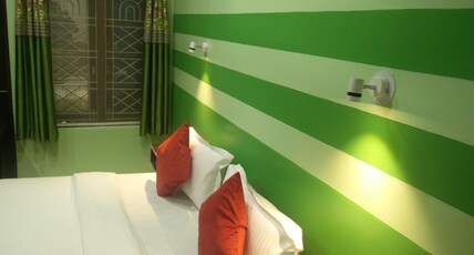 Ratna Resort Room Type - Classic AC