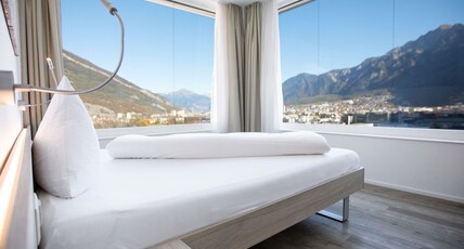 Mercure Chur City West Room Type - Deluxe room with 1 double bed, mountain view