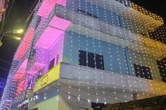 NARAYAN PALACE HOMESTAY