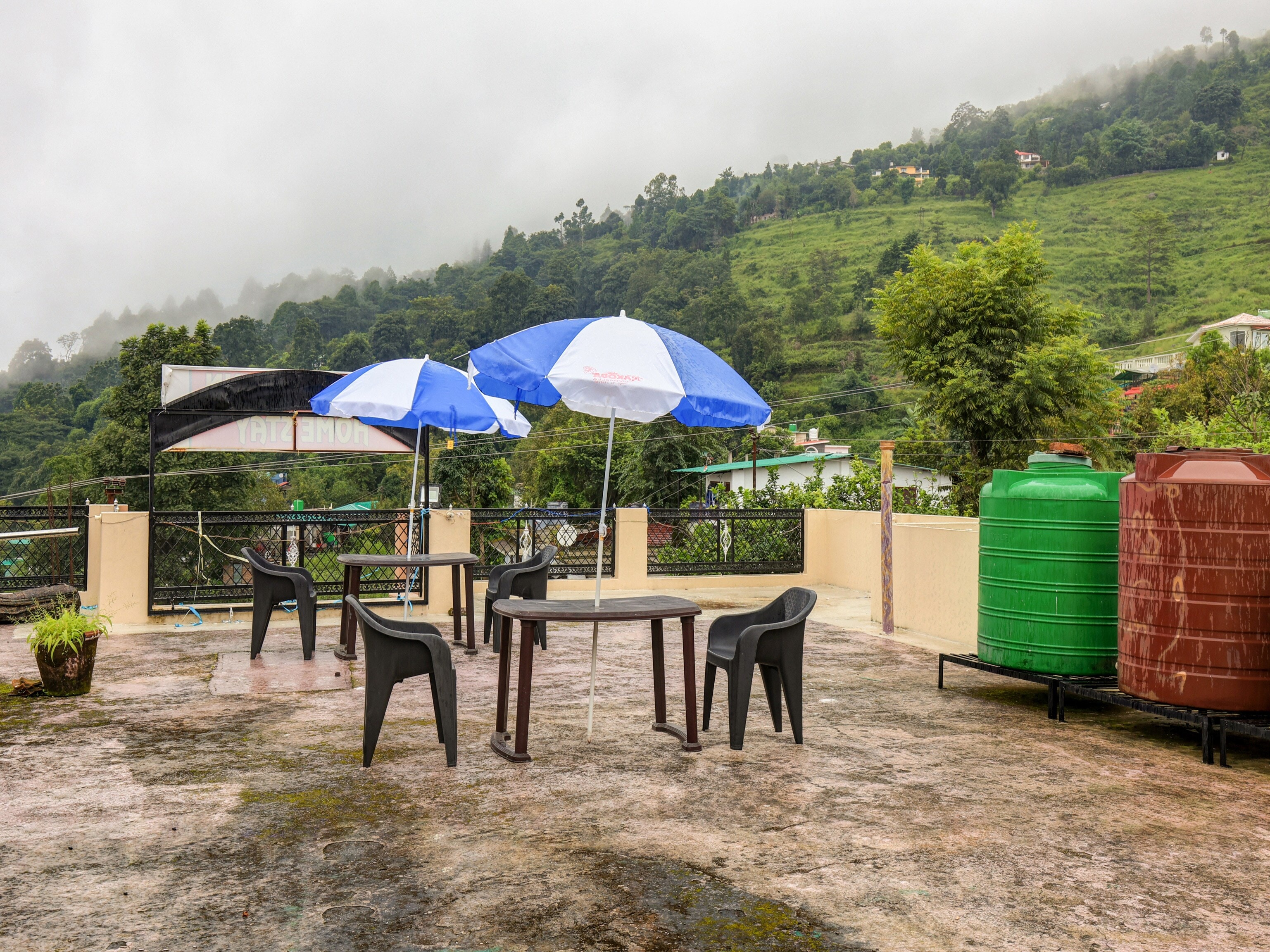 Hotel O Maha Maya Inn Home Stay - Tap to explore photos