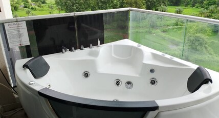 Chill0ut space with Jacuzzi Room Type - Chill0ut space with Jacuzzi