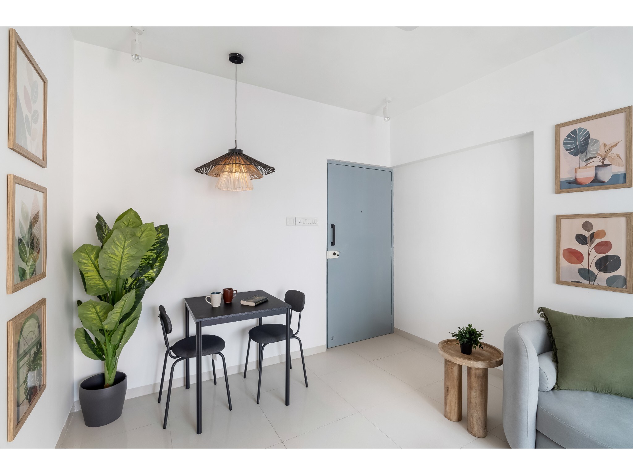 Evara 1BHK in Bandra W by Squareone Stays - Tap to explore photos