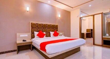 Ashoka The Great Inn Room Type - Maharani Suite AC