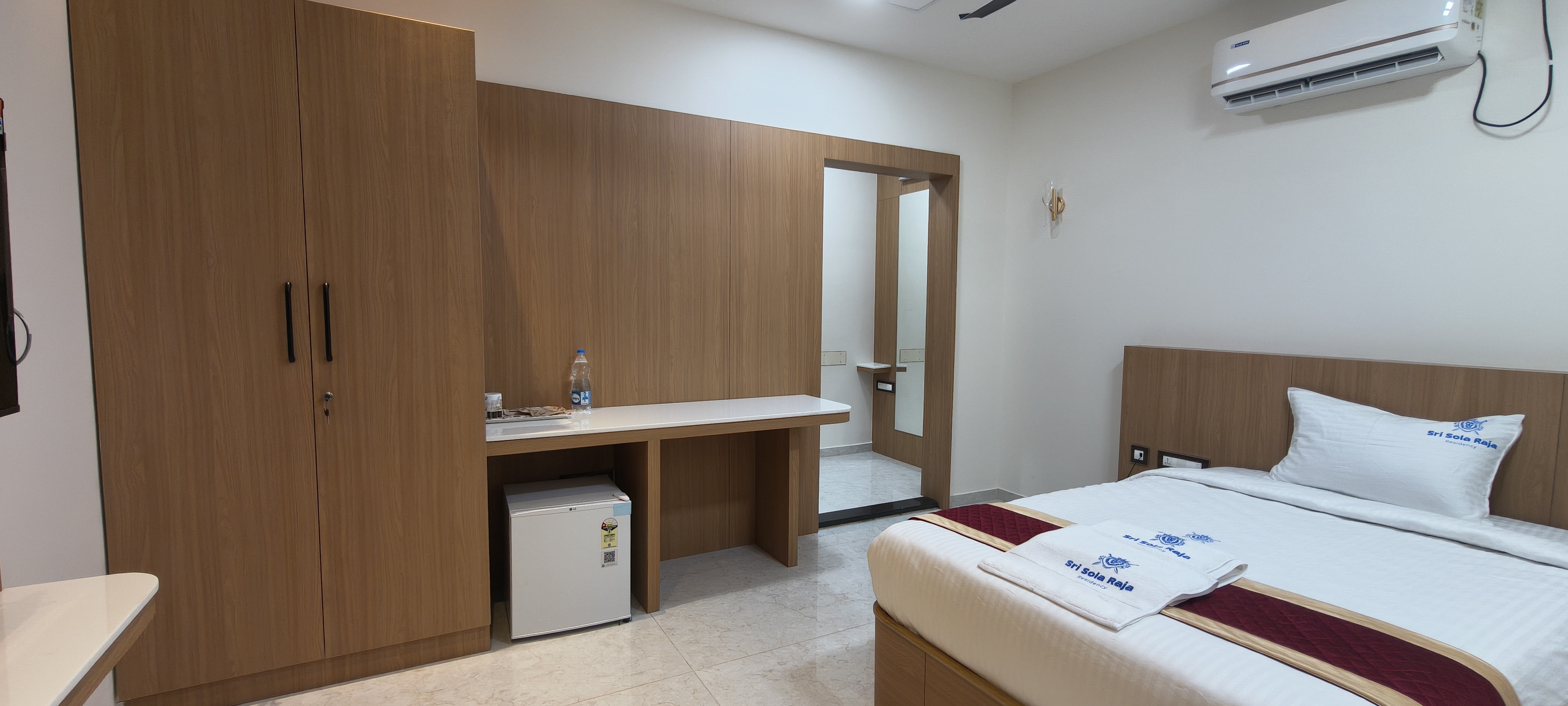 Sri Sola Raja Residency - Tap to explore photos