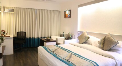 Sayaji Indore Room Type - Grande room with King Bed