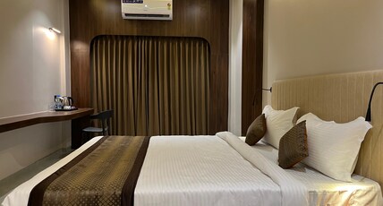 Hotel  Purnima Regency Dhule Room Type - Deluxe Room AC