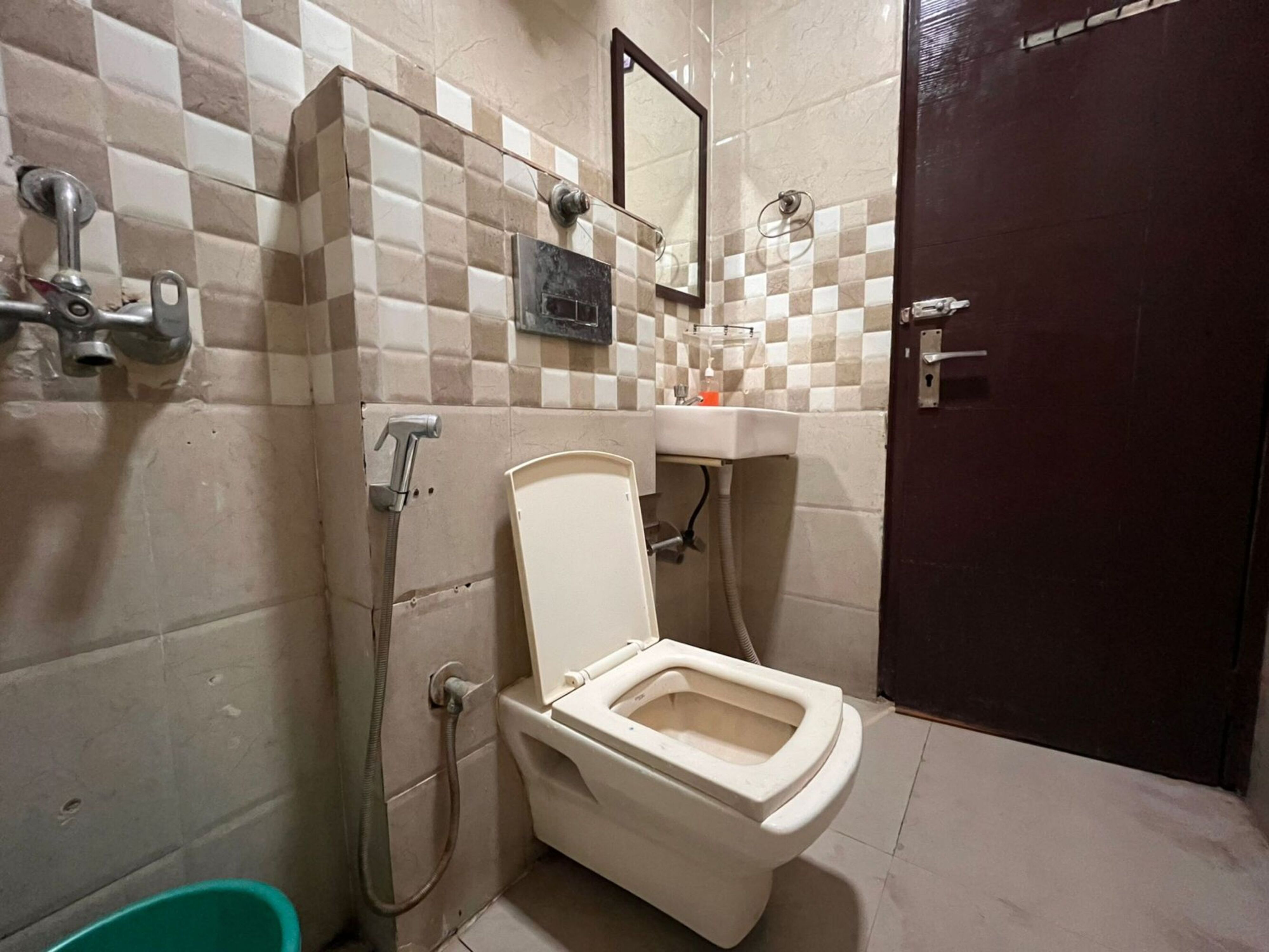 Smart Stay Malviya Nagar - Tap to explore photos