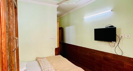 Hotel Park Hills Room Type - Deluxe Room