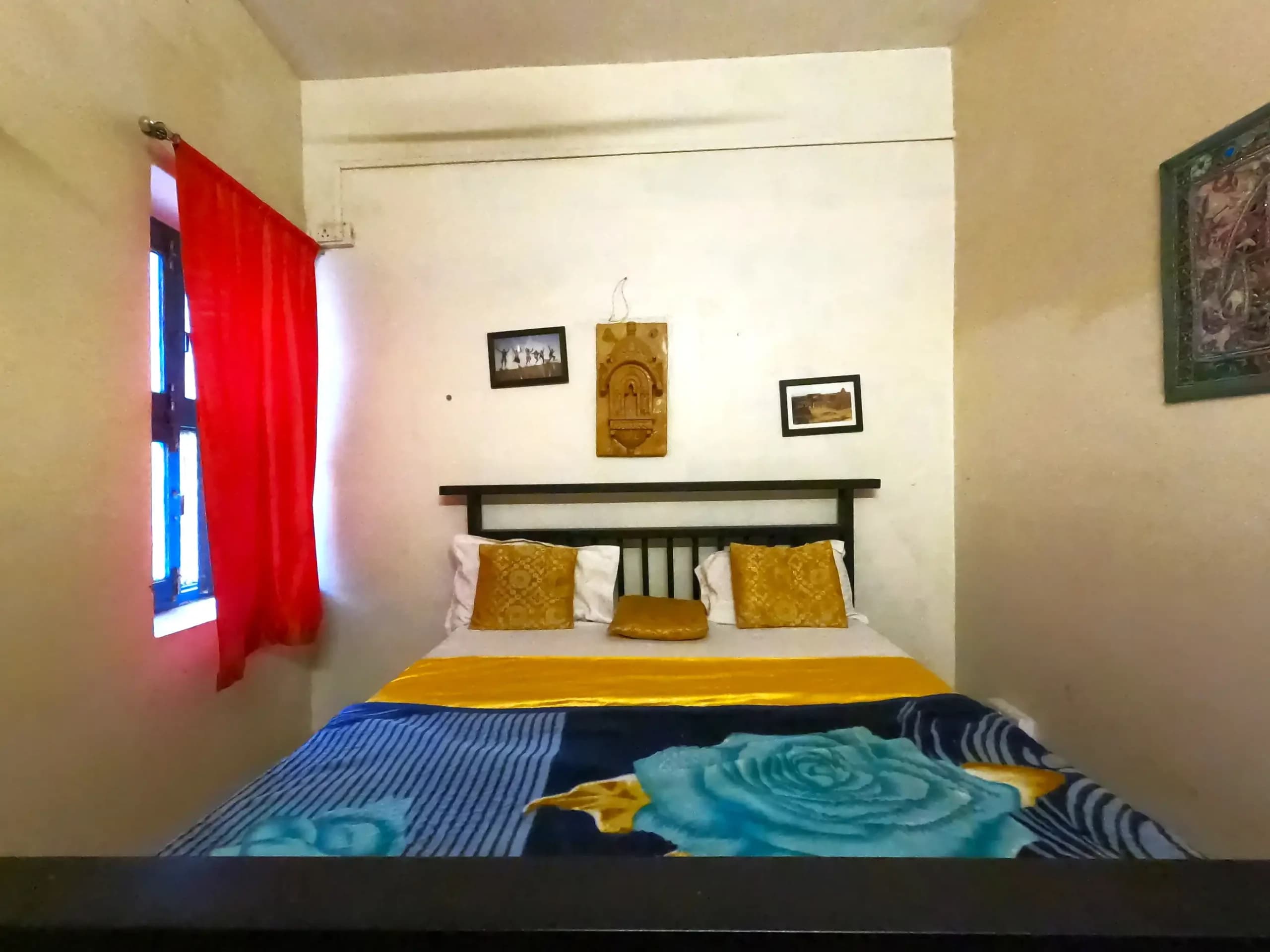 Hotel Heritage Haveli - Tap to explore photos