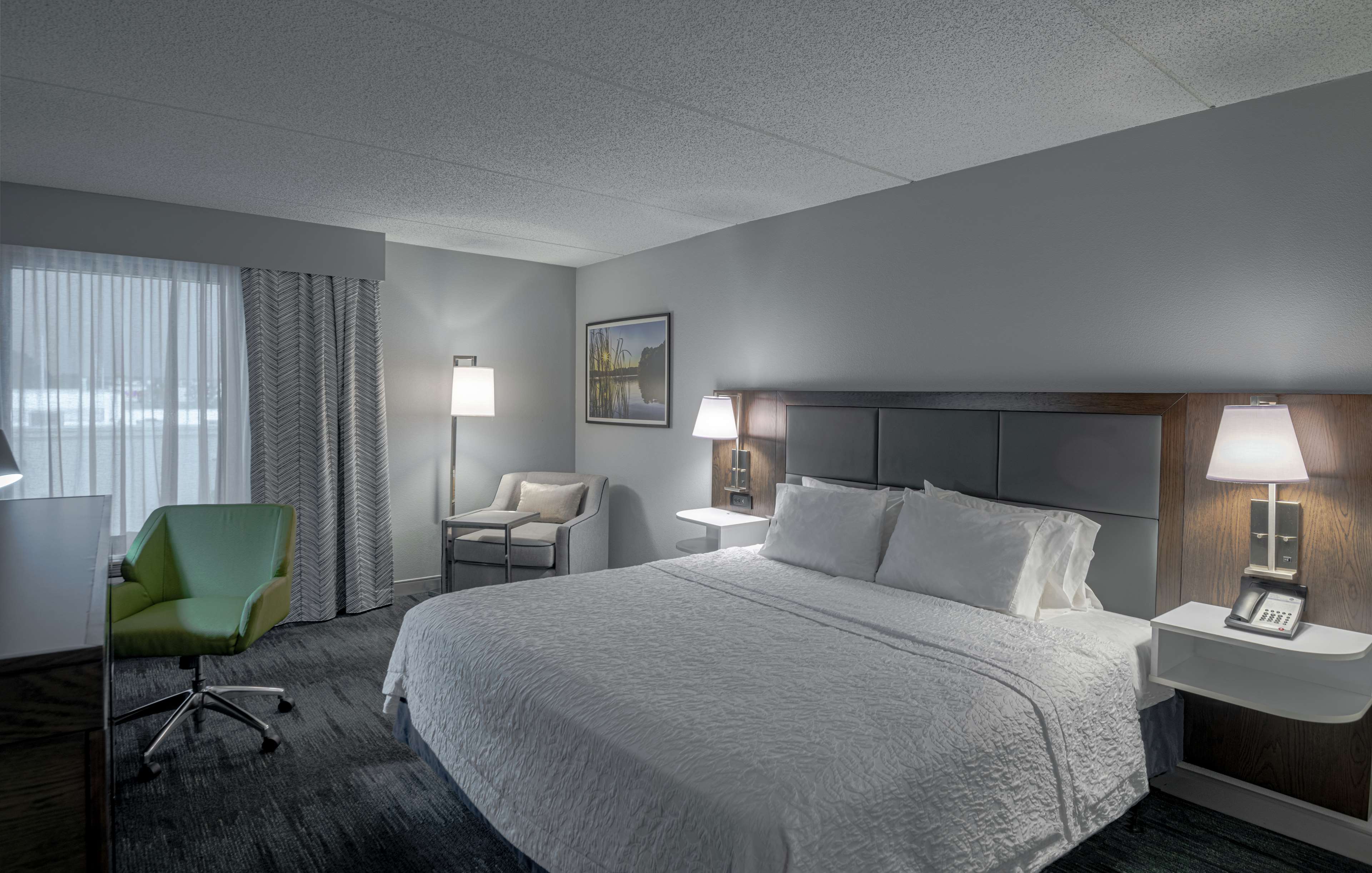 Hampton Inn by Hilton Waldorf - Tap to explore photos