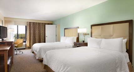 Hampton Inn & Suites by Hilton Tarpon Springs Room Type - 2QN MOB HEARING ACC TUB NS