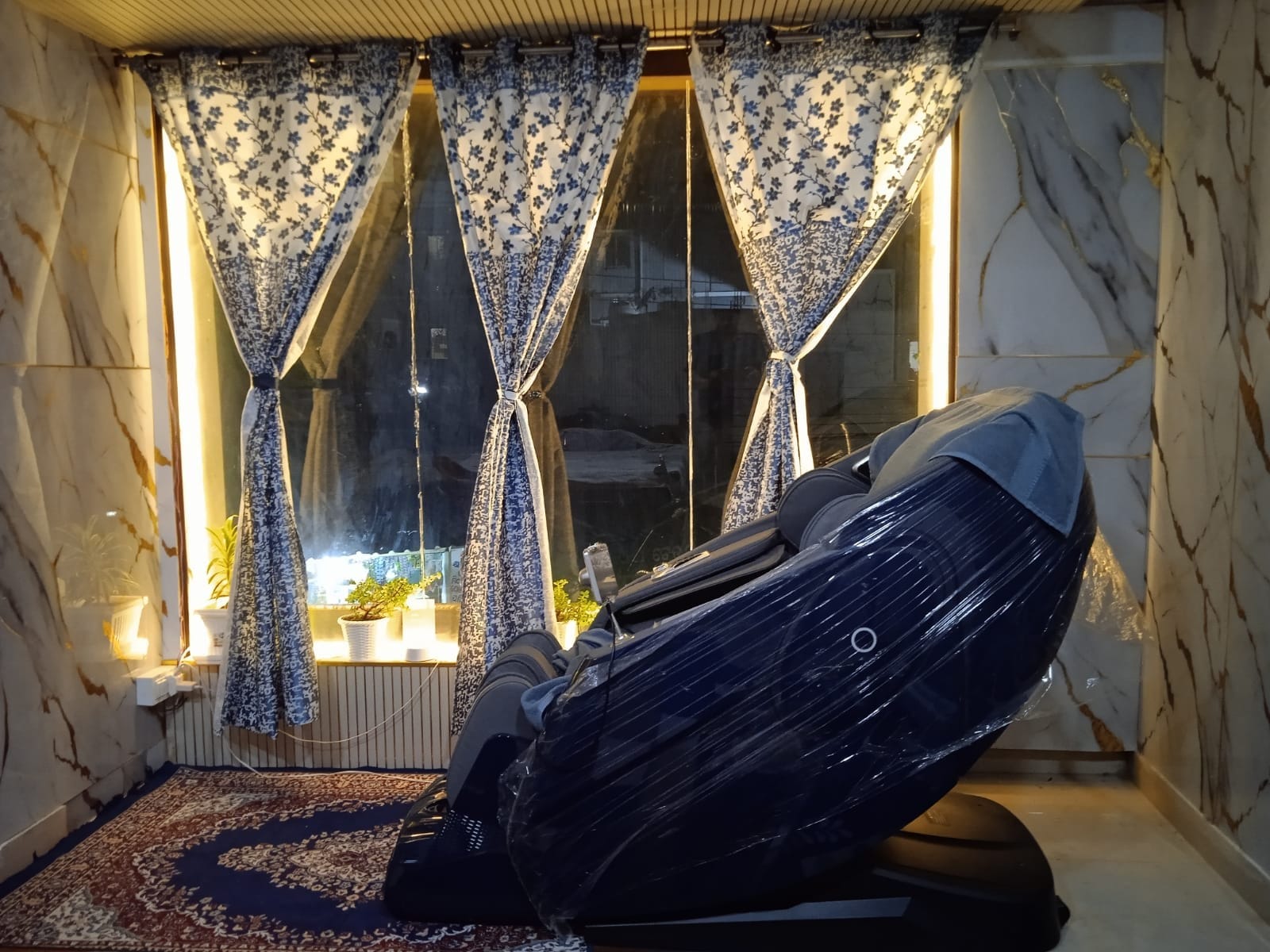 Peacenest | Entire Studio Apartment With Jacuzzi | On Niladri Vihar Road - Tap to explore photos