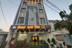 Hotel Shyam Jagat Palace.