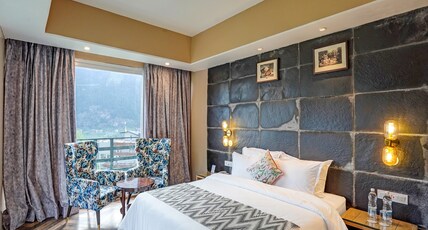 NatureVilas Sarovar Portico - Centrally Heated Room Type - Honeymoon Suite with Balcony