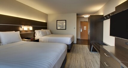 Holiday Inn Express Hotel & Suites Morris Room Type - 2 Queen Beds Standard