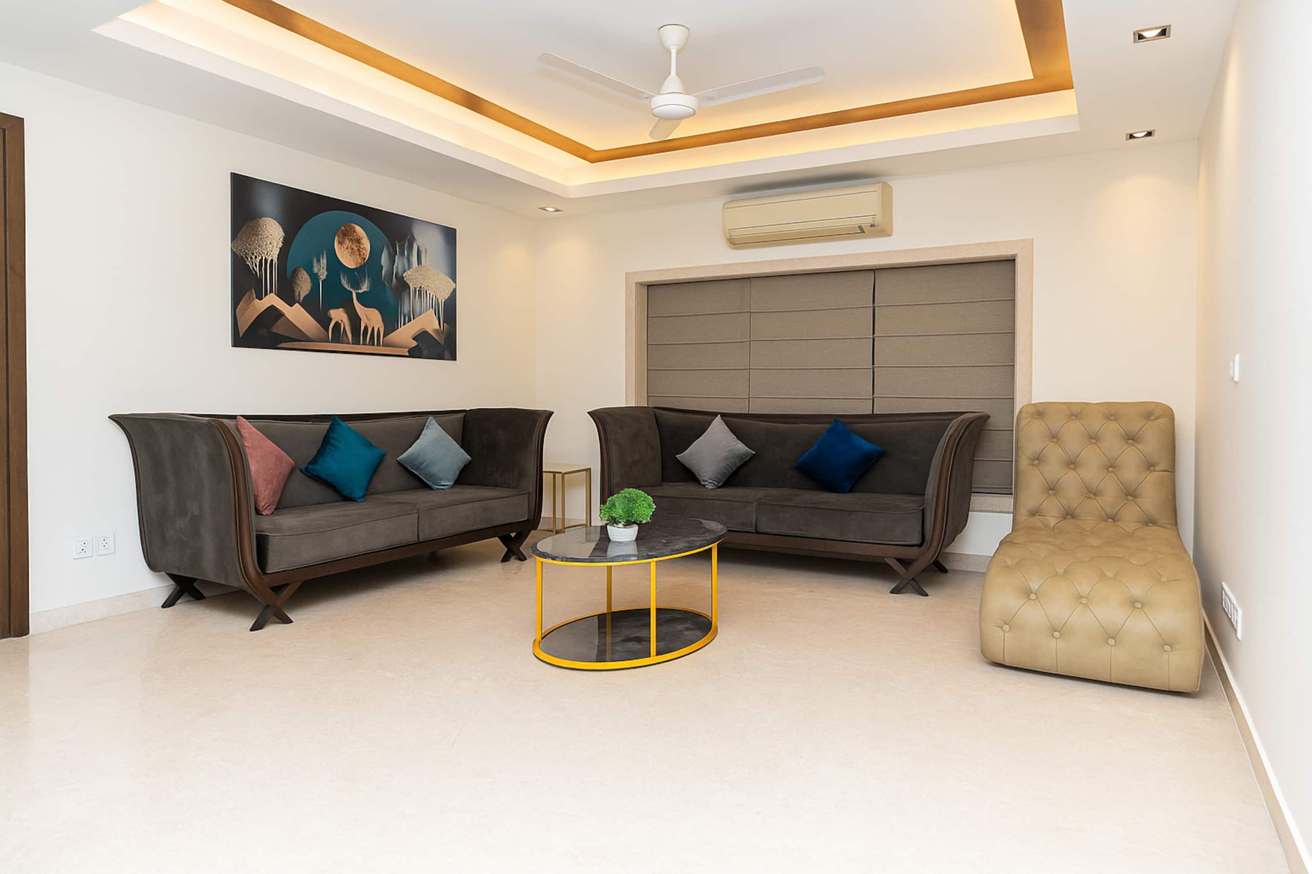 Urban Luxury Nr Birla Mandir 3BHK - Tap to explore photos