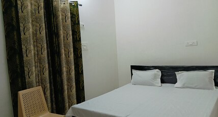 Kailasha Homestay Room Type - Bedroom1