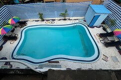 Holiday Beach Resort in Candolim